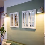 Corner House