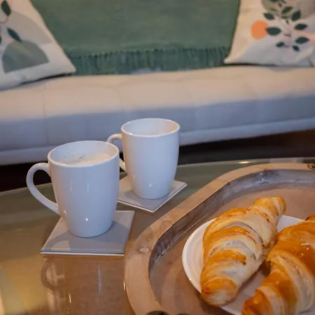 Apartment Corner House *